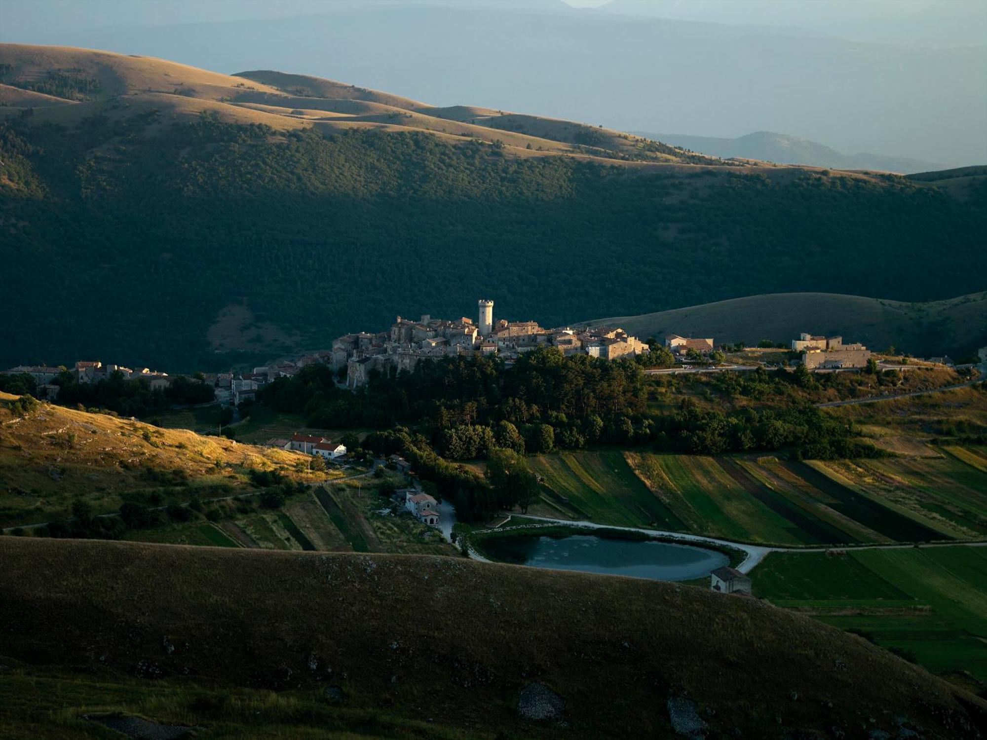 Sextantio Albergo Diffuso Santo Stefano Di Sessanio Exterior foto