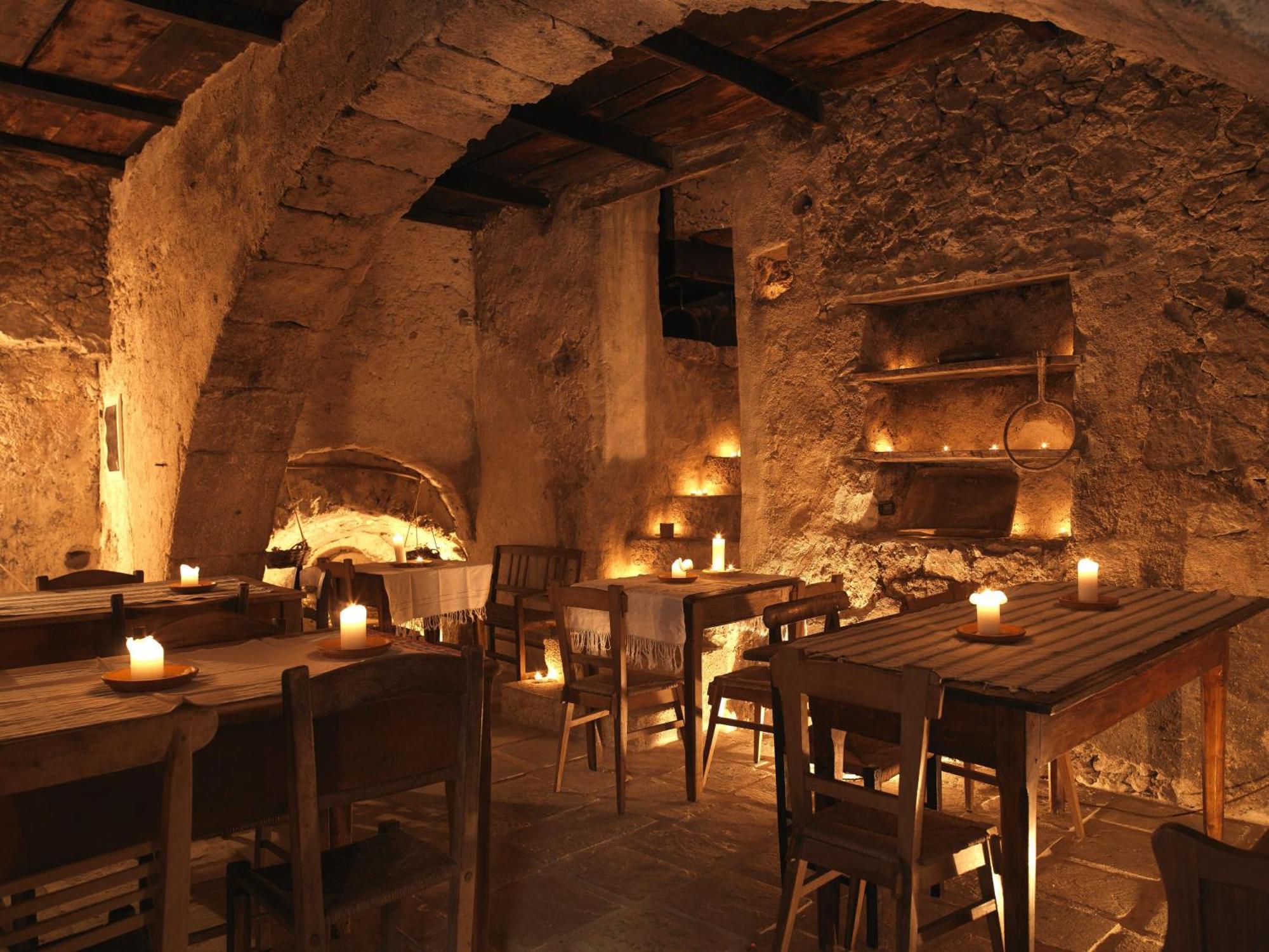 Sextantio Albergo Diffuso Santo Stefano Di Sessanio Exterior foto